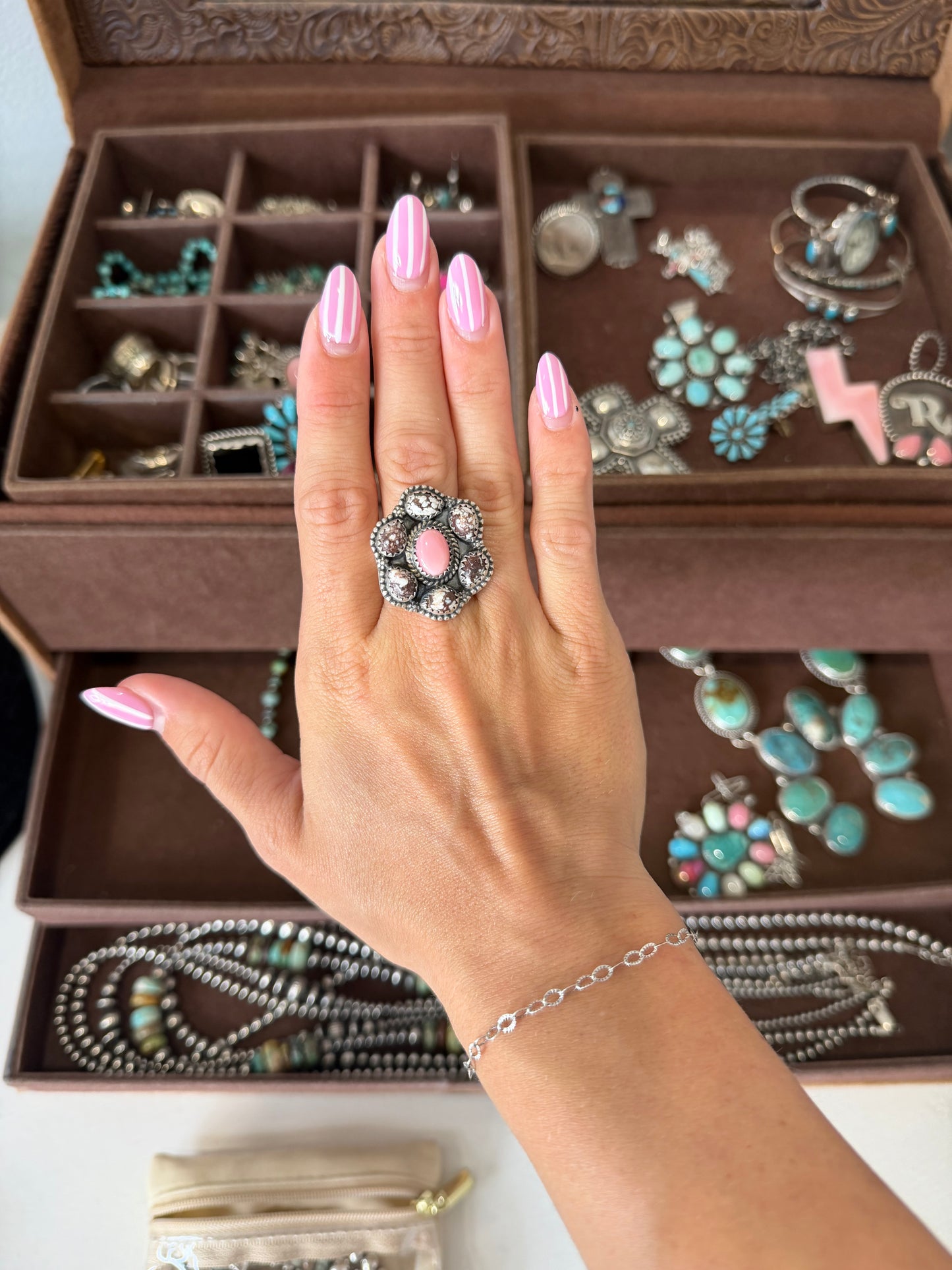 Wild horse and pink conch adjustable ring