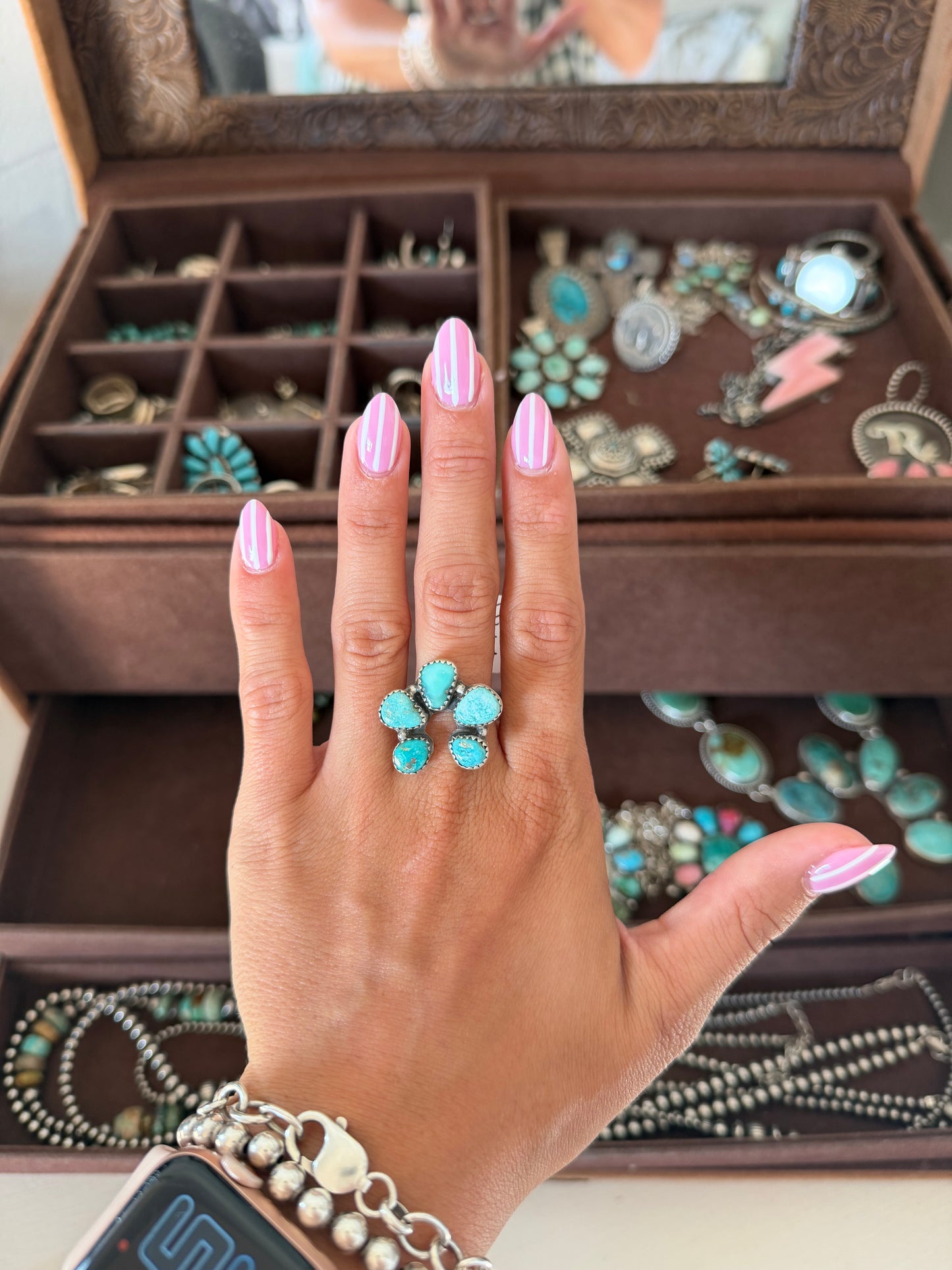 White water naja ring