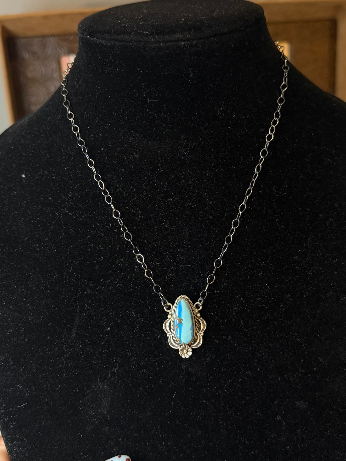 Golden hills necklace