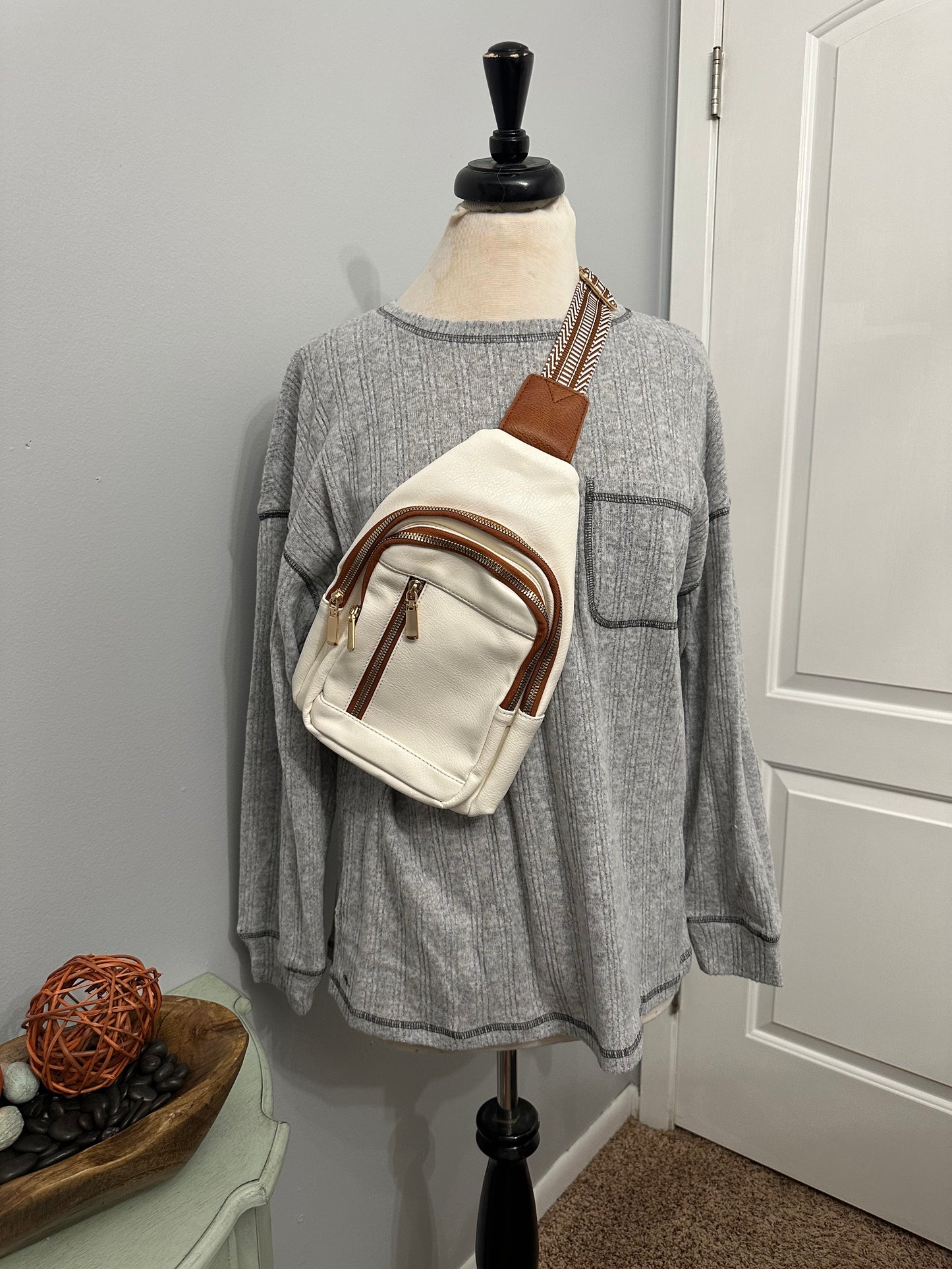 Retro crossbody bag