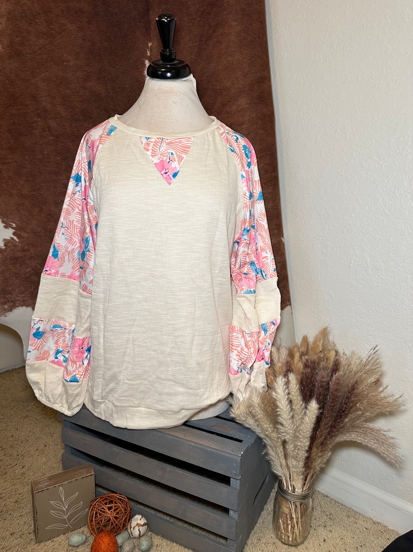 Textured floral patchwork ballon sleeve blouse