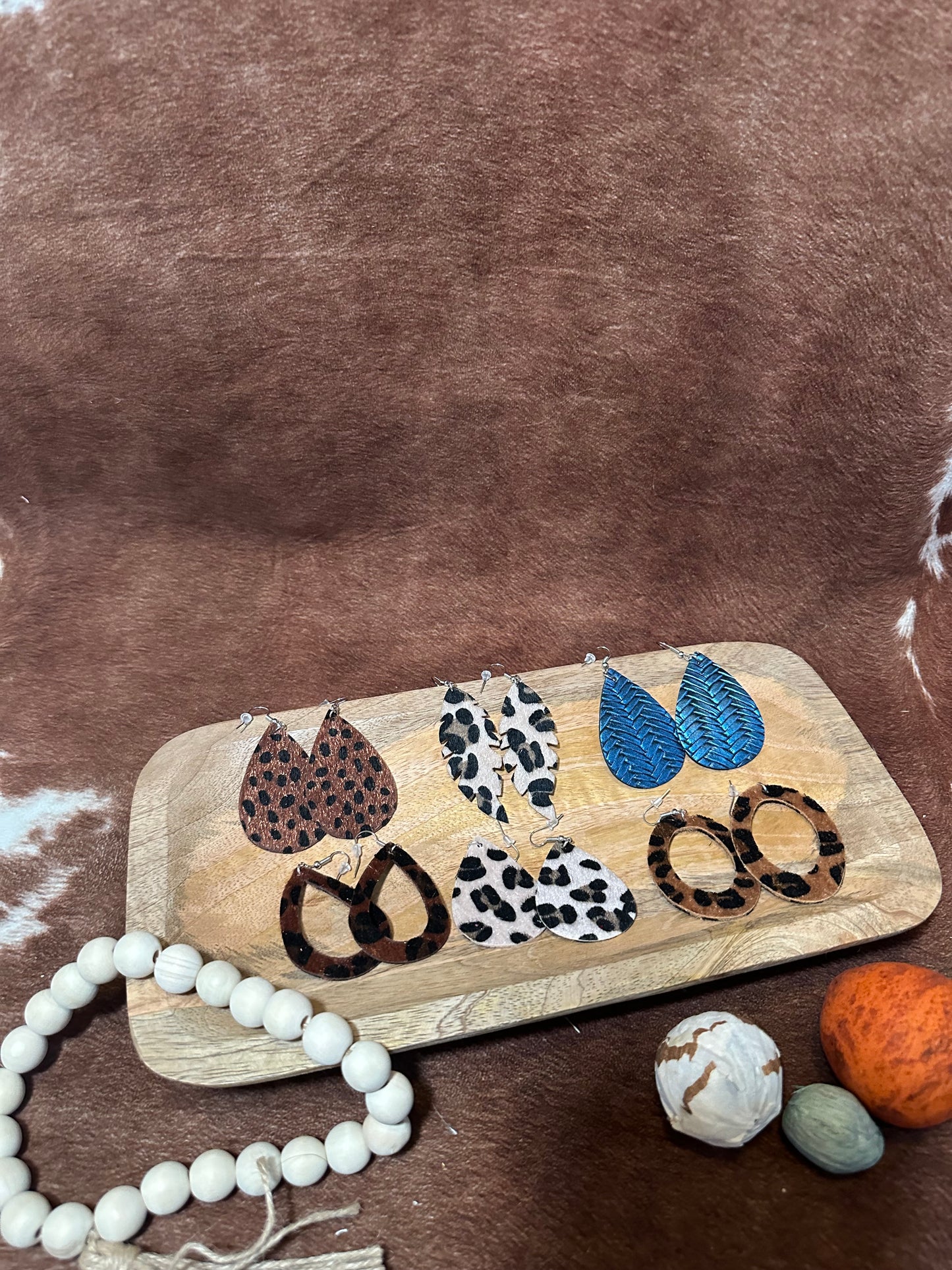 Patterned tear drop earrings