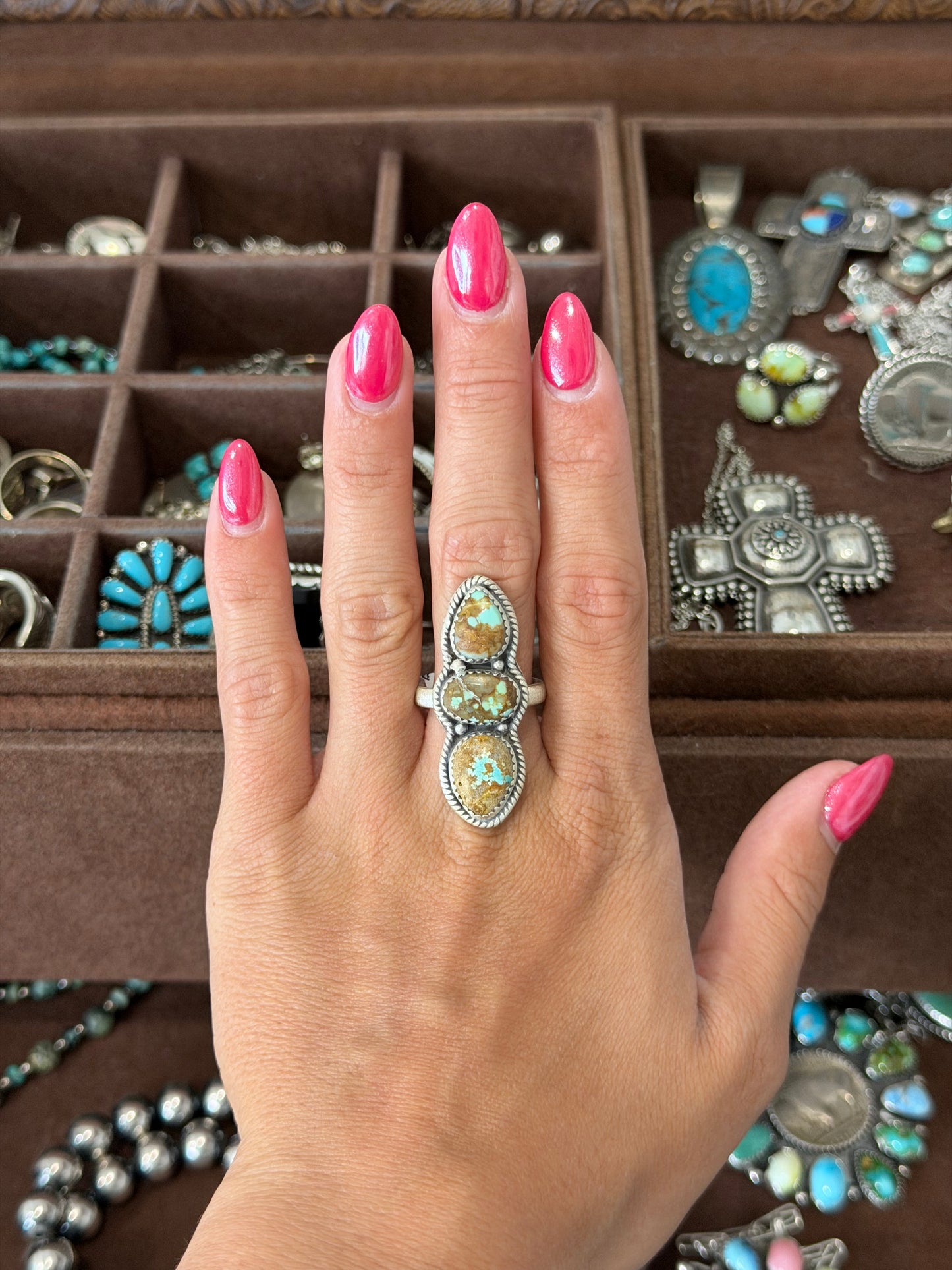 Number 8 triple stone ring