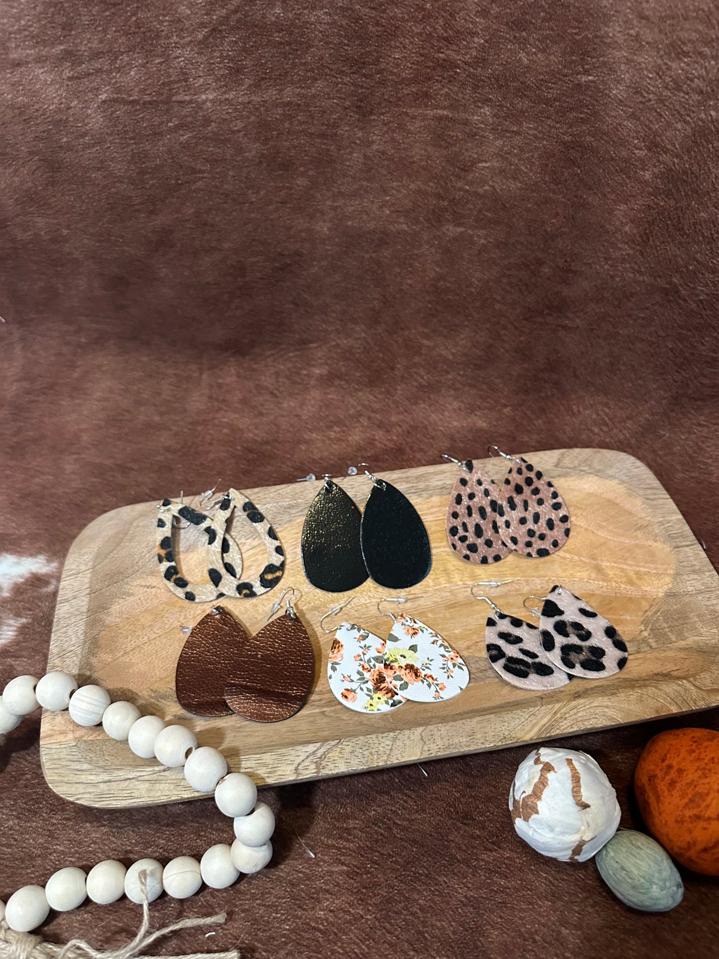 Patterned tear drop earrings