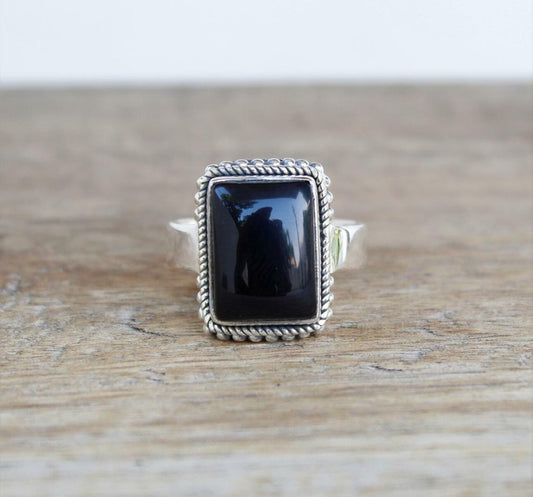 Black onyx ring