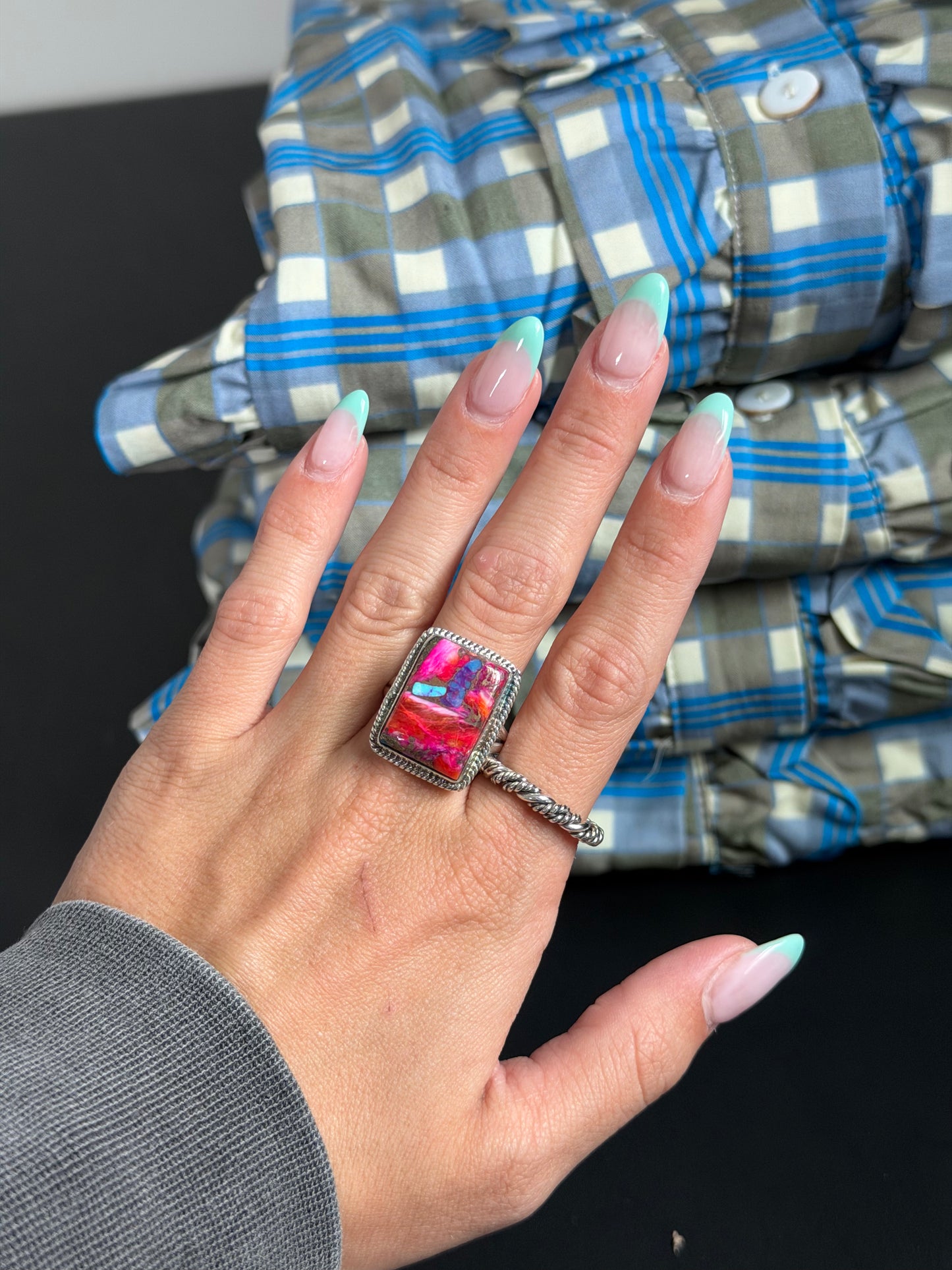 Pink oyster ring