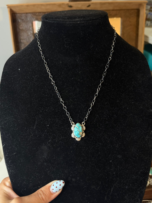 White water necklace