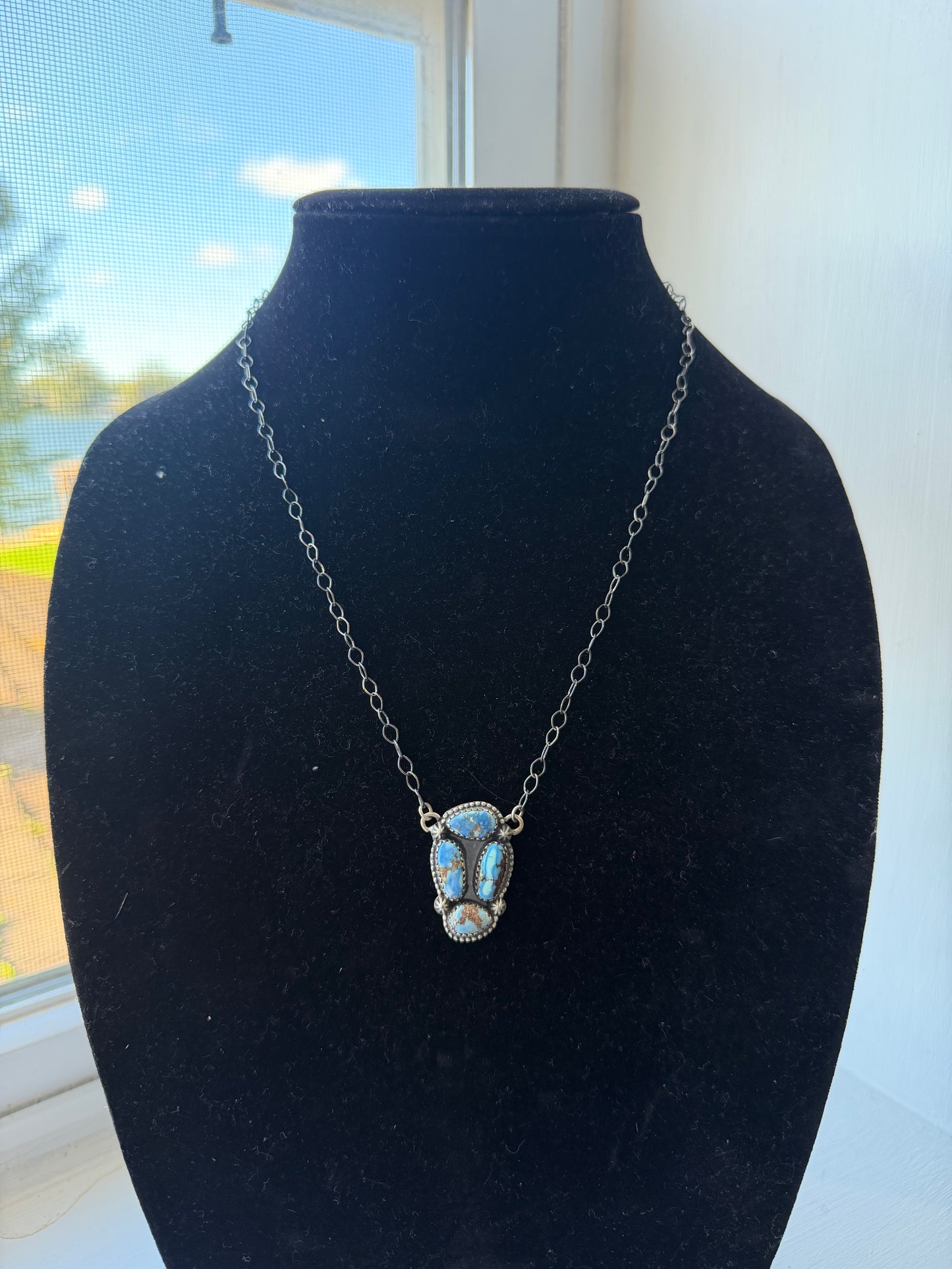 Golden hills cluster necklace