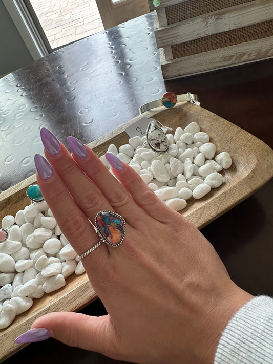 Pink oyster and turquoise ring