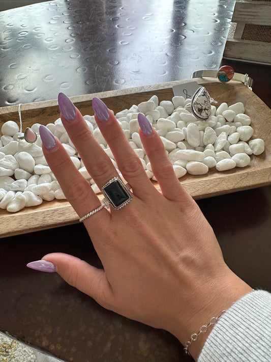 Black onyx ring